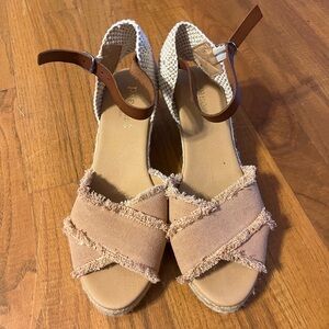 Elegant Beige Espadrille Wedge Sandals